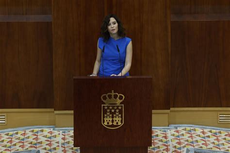 Incontinencia Legislativa Y Frente Contra Sánchez Ayuso Sale A Jugar El Periódico De España