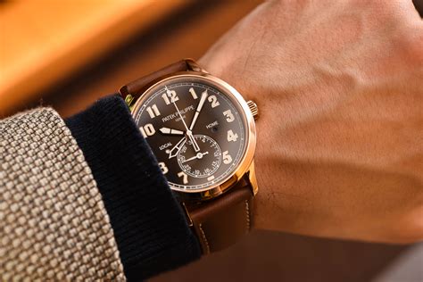 Review Patek Philippe Calatrava Pilot Travel Time R Specs Price