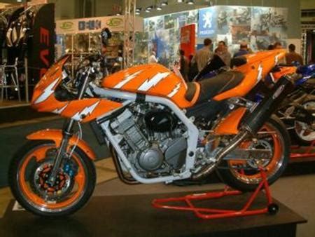 Yamaha Unieke Naked Bike Streetfighter Yamaha Fazer Tdm Occasione