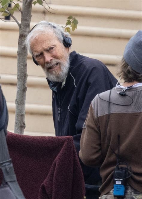 Clint Eastwood makes rare return to spotlight while filming new movie | Metro News