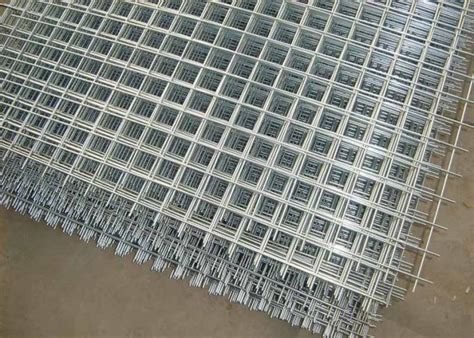 Wall Galvanized Wire Mesh Fence Panels High Strengthen 55MM X 100MM