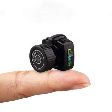 Small Card Camera Mini Wireless Camera 90 Degree Viewing Angle Outdoor