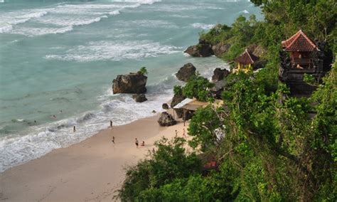 Pantai Padang Padang Bali Daya Tarik Aktivitas Piknik Lokasi