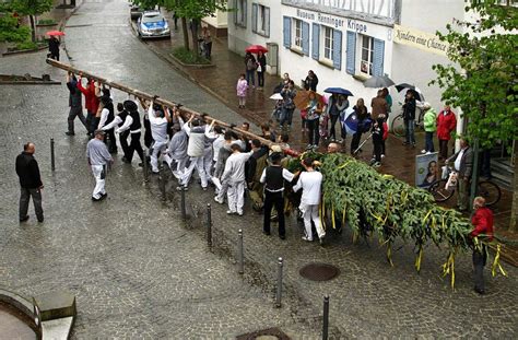 Rund Um Leonberg Und Im Strohg U Hier Wird Der Erste Mai Gefeiert