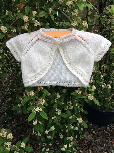 Ravelry Harriet Bolero Pattern By Suzie Sparkles