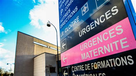 Niort les portes des urgences fermées la nuit cet été et ouvertes qu