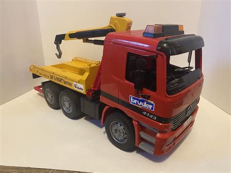 Bruder 4143 Wrecker Tow Truck Wcross Country Vehicle Ebay