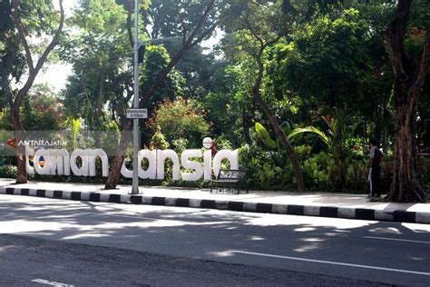 Pemkot Surabaya Manfaatkan Taman Lansia Dan Paliatif Untuk Pemeriksaan