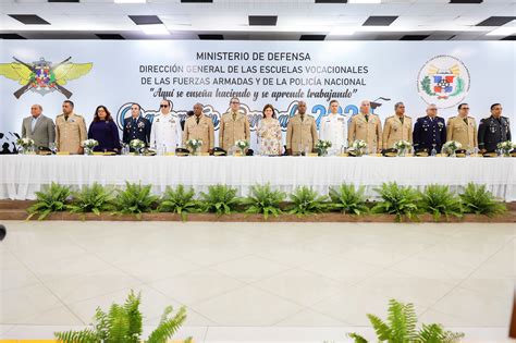 Escuelas Vocacionales Cierran Con éxito El Programa De Graduación 2023