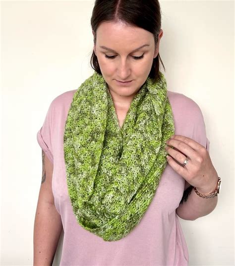 Crochet Patterns Galore Dinah Infinity Scarf