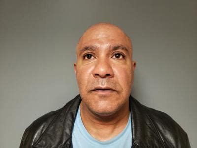 Angel L Robles Jr A Registered Sex Offender In Jersey City Nj At