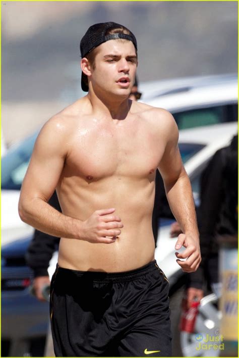 Garrett Clayton Shirtless Jog In Santa Monica Garrett Clayton Photo 35438467 Fanpop