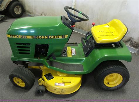 John Deere Stx38 Lawn Mower In Desoto Mo Item Bg9738 Sold Purple Wave