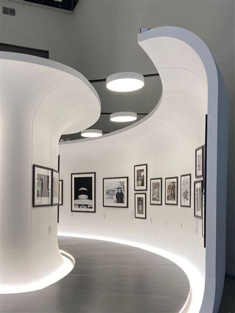 Pin By Design Studio D On Corridors Hallways Museum Interior