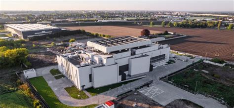 data  pierwszym  polsce centrum danych inzynier budownictwa