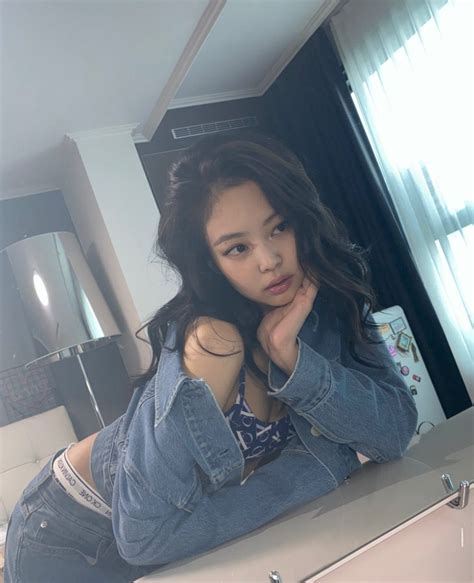 Blackpink Jennie Shows Off Her Dazzling Charm With Underwear