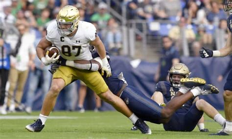 Notre Dame Football Betting Info Point Spread And Total For Boston