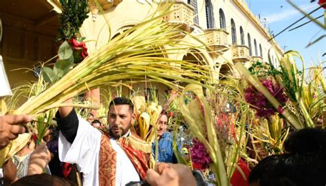 Feligreses Cat Licos Celebraron El Domingo De Ramos