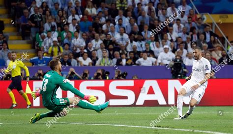 Atletico Goalkeeper Jan Oblak Saves Real Editorial Stock Photo - Stock ...