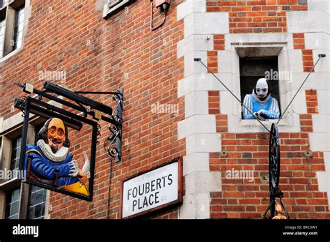 The Head Of Shakespeare Pub Fouberts Place London England Uk Stock