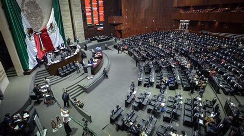 Pan Y Prd Felicitan A Senadores De Oposición Por Frenar Reforma