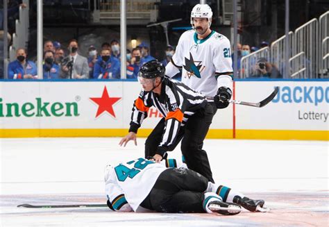 San Jose Sharks Jonah Gadjovich Hurt Vs New York Islanders