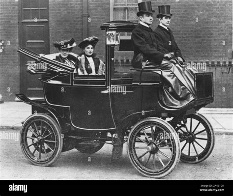 1900s electric car hi-res stock photography and images - Alamy