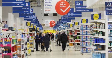 Tesco locks price of more than 1,000 products until next year - Wales ...