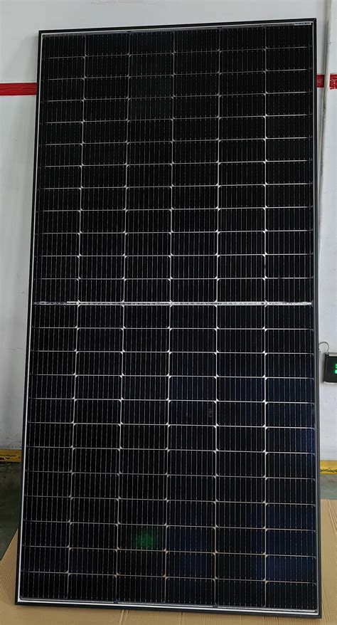 Fotovoltaický panel AmeriSolar 480 W mono Bifaciální černý rám solární