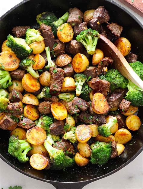 Garlic Butter Steak Bites With Potatoes And Broccoli Cook At Home Mom