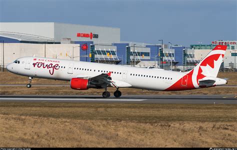 C FYXF Air Canada Rouge Airbus A321 211 Photo By Chiu Ho Yang ID