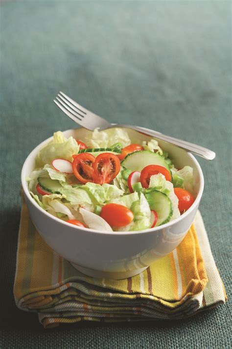 Iceberg Salad with Dash Dressing – Eat Well