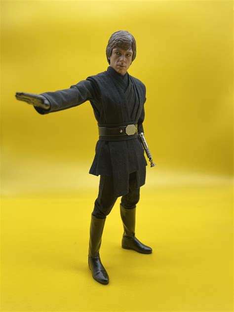 1 6 Hot Toys DX23 The Mandalorian Luke Skywalker DELUXE VERSION Page 73 Collector