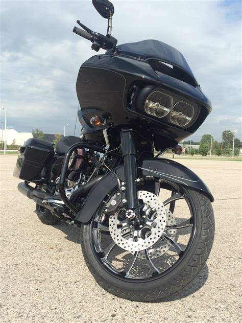 Harley Davidson Fltrxs Road Glide Special Performance Machine