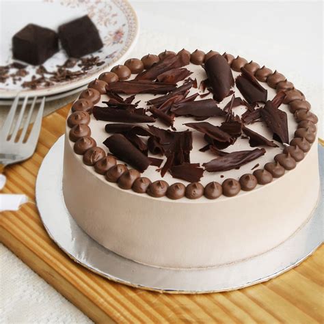 Chocolate Cream Cake – Floristcenter