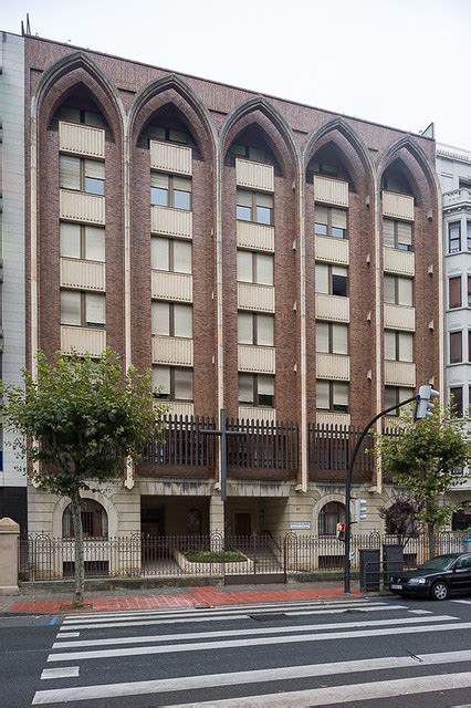 casa de las Siervas de María ministras de los enfermos B Flickr