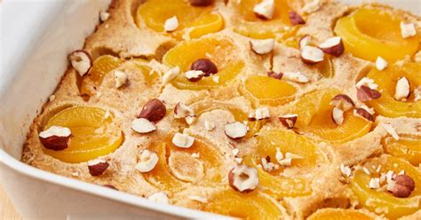 Recette De Clafoutis Aux Abricots Et Noisettes Marie Claire