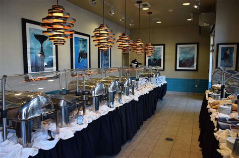 Dine With Shamu San Diego Review Off On The Go