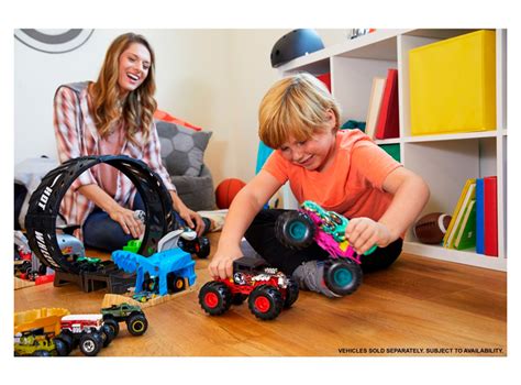 Ripley MONSTER TRUCK HOT WHEELS 1 64