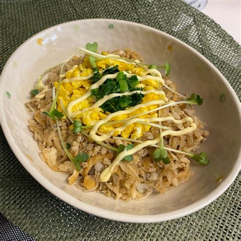 ピリッとコク旨 ️切り干し大根と鶏ひき肉の三色丼 レシピ・作り方 By はしぽよ｜楽天レシピ