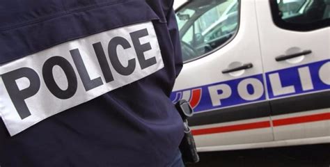 Une femme couverte d hématomes retrouvée morte à son domicile son