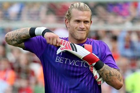 Photo Liverpool Ace Loris Karius Looks In High Spirits At Besiktas