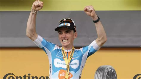 Team Dsm Firmenich Postnl Tour De France Romain Bardet Jubelt Nach