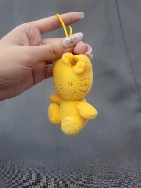 Yellow Hello Kitty Plushie Keychain, Hobbies & Toys, Toys & Games on ...