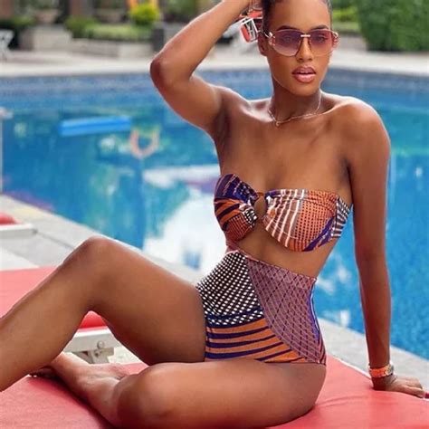 OEM ODM Mature Women Sexy Swimsuit Sexy Swimming Wear Micro Bikini Designer Swimwear Fitness