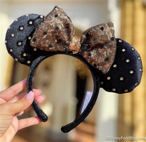 PHOTOS: Disney World Just Took Their Black and Gold Minnie Ears to the ...