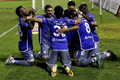 Emelec Derrota A D Cuenca De Visita E Inicia Con Pie Derecho El 2024