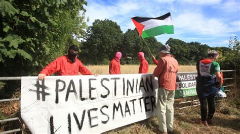 Activists And Rights Groups In The Uk Slam Police Action On Pro Palestine Protests Peoples