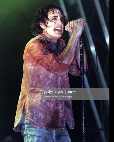 Nine Inch Nails Trent Reznor 2000 How Can You Get His Long Hair Like That Rnin