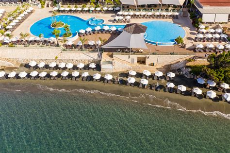 Louis Hotels 5 Star Spa Hotel Limassol Cyprus The Royal Apollonia